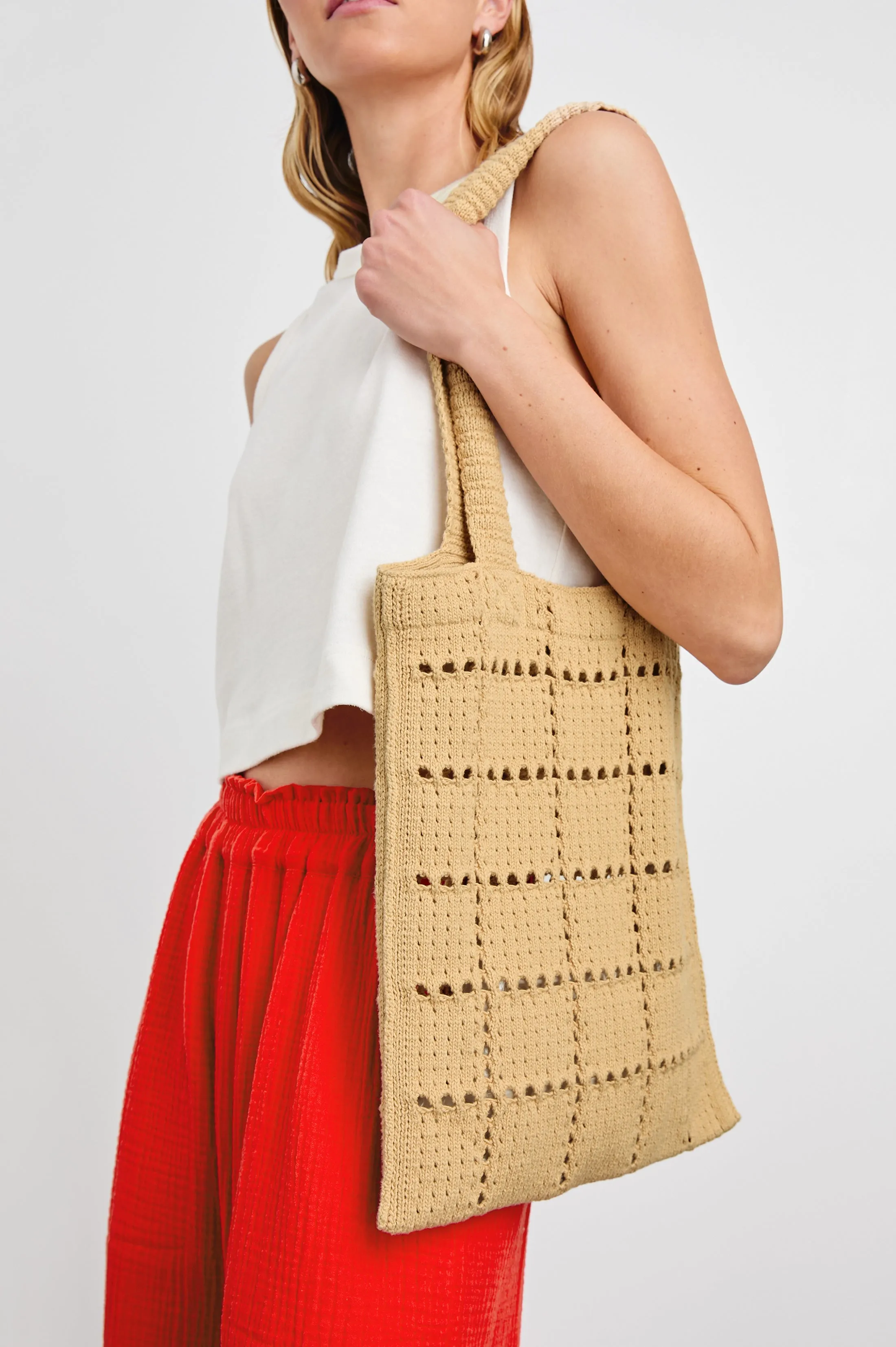 CROCHET TOTE - RATTAN