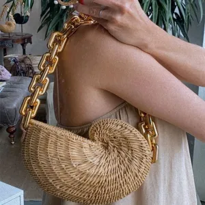 Fashion Conch Straw Shoulder Crossbody Bags for Women Brand Wicker Woven Straw Bag Designer Rattan Female Purses and Clutch 2022