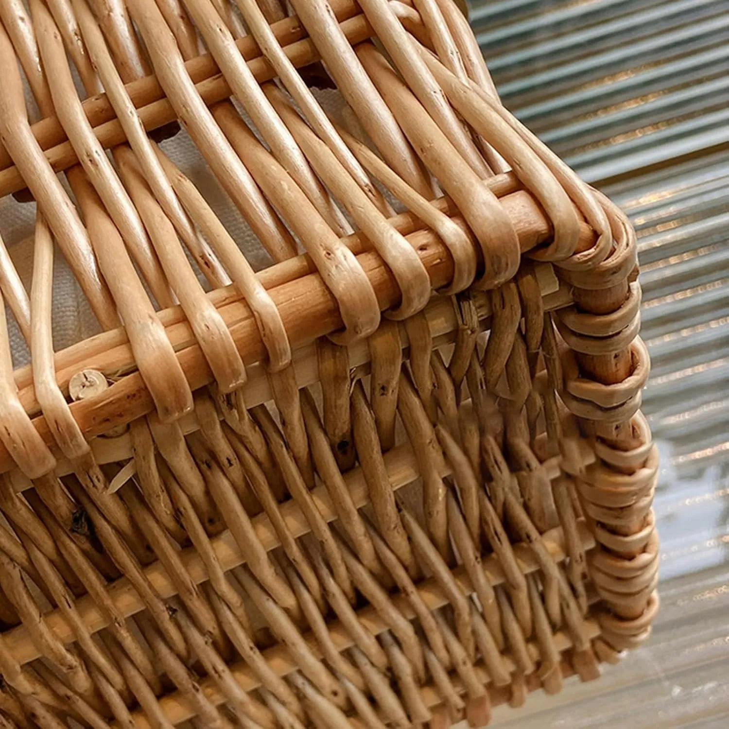 Pearl Crossbody Bucket Handbag Handwoven Mini Straw Basket Vintage Beach Bag Satchel Style Travel Vacation Daily Use