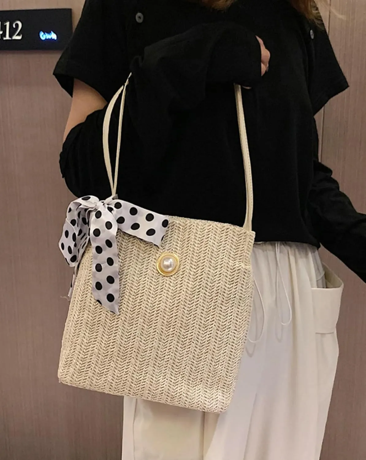 Women Stylish Straw Bucket Bag Summer Tote Handbag Elegant Beach Shoulder Bag Bow Pearl Decorations Daily Commuting
