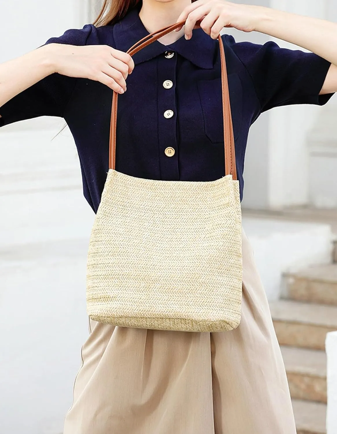 Women Stylish Straw Bucket Bag Summer Tote Handbag Elegant Beach Shoulder Bag Bow Pearl Decorations Daily Commuting