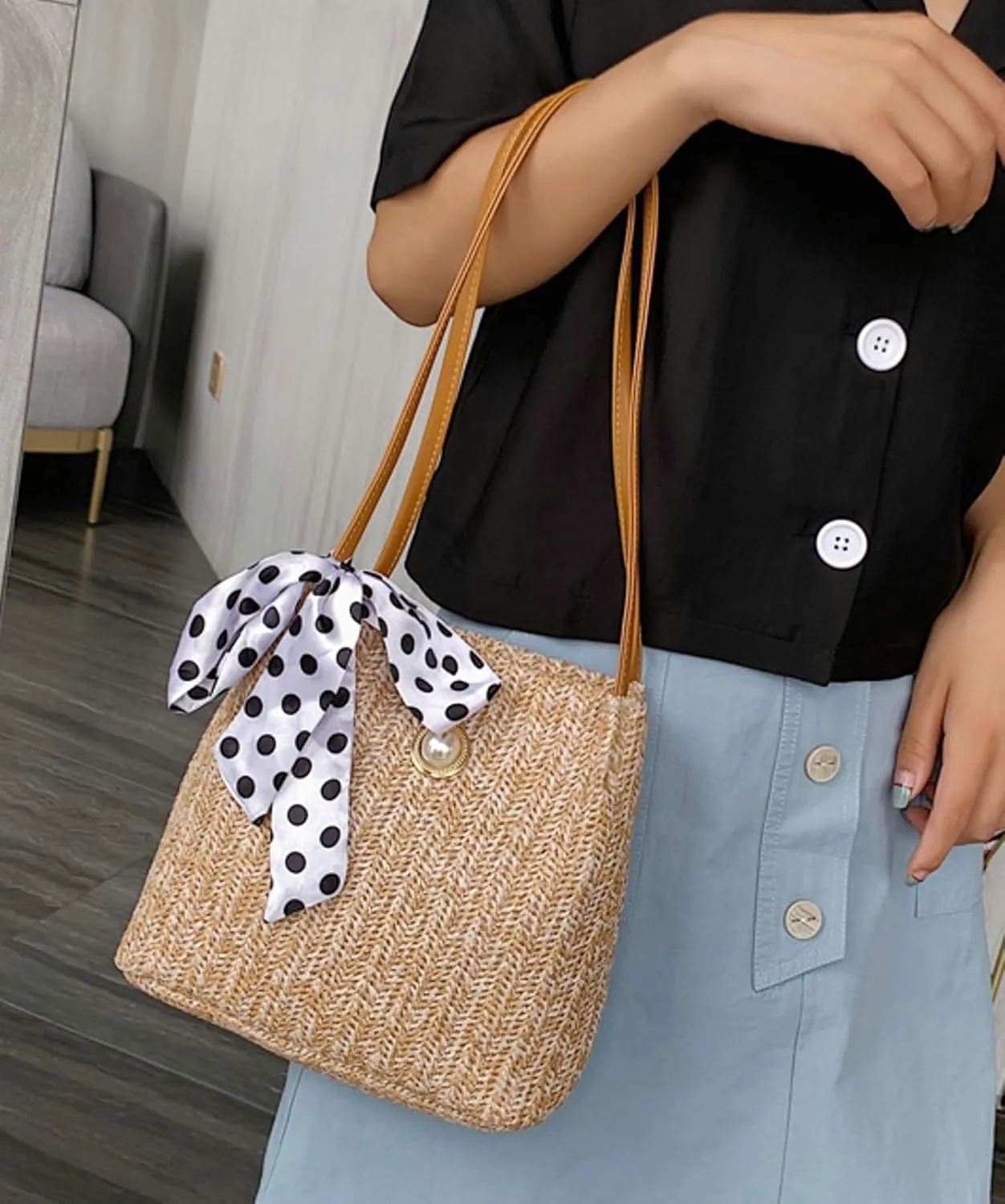 Women Stylish Straw Bucket Bag Summer Tote Handbag Elegant Beach Shoulder Bag Bow Pearl Decorations Daily Commuting